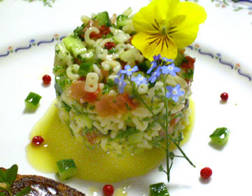 野菜とミニ アルファベットのマリネサラダ 前菜 フランス料理レシピ フランス料理総合サイト フェリスィム フレンチ でライフスタイルをもっと素敵に